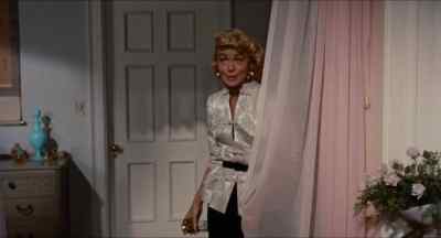 Darling, I'll send you some of my towels. - Written on the Wind