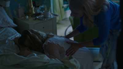 - Darling.
- Mama... - Sharp Objects