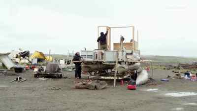 Daryl, you're coming up
on four hours. - Bering Sea Gold
