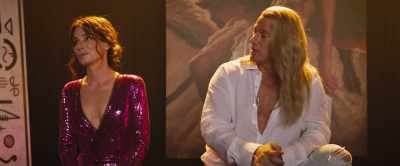 Dash, what's your
favorite romantic moment? - The Lost City