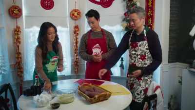 * Dashing through the snow * - A Big Fat Family Christmas