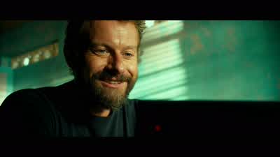 WhatDaughter's drinkingYou drank when you were 15 Little girls don't drink - 13 Hours: The Secret Soldiers of Benghazi