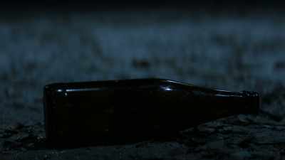 DAVARA: It's probably just some dorks
messing with us, right? - The Empty Man