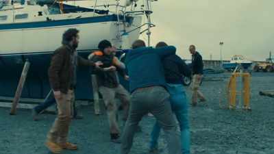 - Dave! - Say it! - Dave!
No, mate! No, no, no! - Innocent