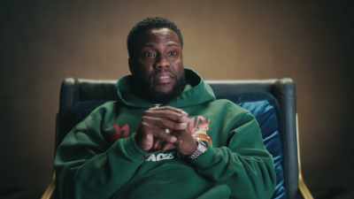 Dave, uh, does what he wants
when he wants. - Kevin Hart & Chris Rock: Headliners Only