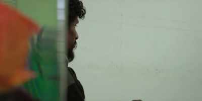 -David came and--
-You're acting. - Crime Stories: India Detectives