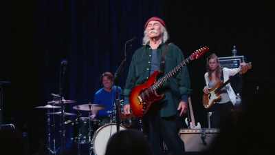 DAVID:
I just can't give up. - David Crosby: Remember My Name
