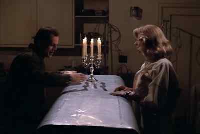 David, I really don't like this. - Moonlighting