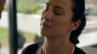 David, I'm sor... I think I might
have just burst my stitches, - The Replacement