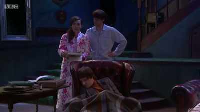 David, look at this. - The Goes Wrong Show