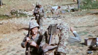 David McFadden
remembers the chaos. - The Pacific War in Color