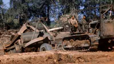 Davie: WE USED
EVERY IMAGINABLE TOOL THEY HAD - The Pacific War in Color