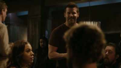 Davis and Sonny,
and Team Four. Right? - SEAL Team