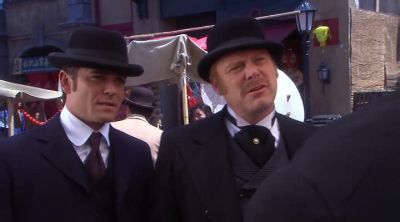 Davis, what's going on? - Murdoch Mysteries