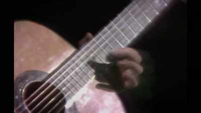 ..davrandı
Hala zeki bir çocuk - Jose Feliciano: Behind This Guitar