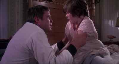 - Davy, wake up.
- What? - Burnt Offerings