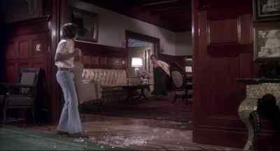 - Davy, we...
- Oh! - Burnt Offerings