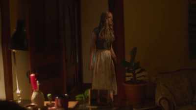 Dawn. Ally called from the
Watering Hole. - Dawn, her Dad & the Tractor
