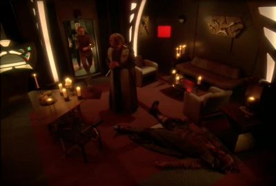 Dax to Ops. - Star Trek: Deep Space Nine