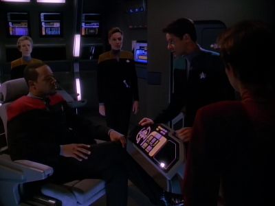 Dax is still unconscious. - Star Trek: Deep Space Nine