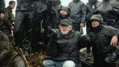 Day-Lewis:
If you could say
that a film unit - Spielberg