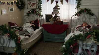 - Day after the ugly party, - A Christmas of Wonders
