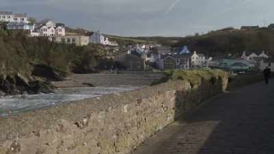 DCI George Jones was SIO on it.
Is he still about? - The Pembrokeshire Murders