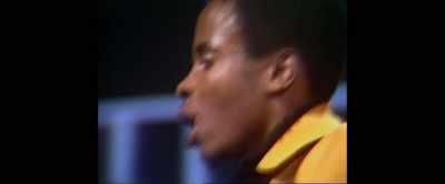 ♪ ...de cima para baixo. ♪ - Rudeboy: The Story of Trojan Records