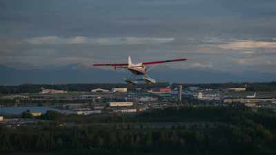 De Havilland November 825
X-Ray Lima, final approach. - Alaska Daily
