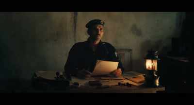 De Vries. How are you? - The East