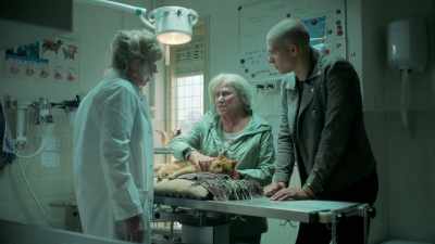 - Dead is dead, gone is gone.
- You want to leave him here? - Just Friends