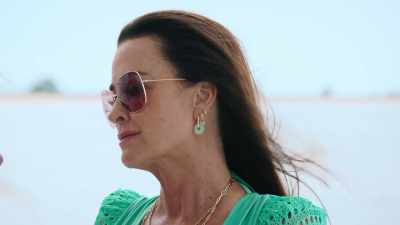 - Dealing with Ramona
is like dealing with a child. - The Real Housewives Ultimate Girls Trip