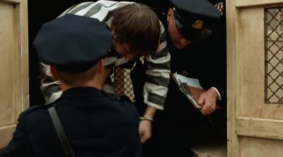 DEAN:
Come on, let's go. - The Green Mile