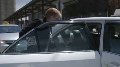 DEANE: Hi.
TAXI DRIVER: How're you doing? - Toxic Beauty