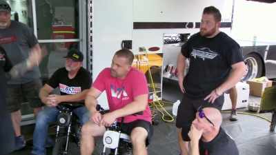 Dean's List, unfortunately, has four,
Team NOLA has four, we have three. - Street Outlaws No Prep Kings Team Attack