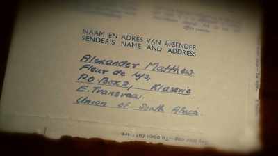 "Dear Annie, - The Woman Who Loves Giraffes