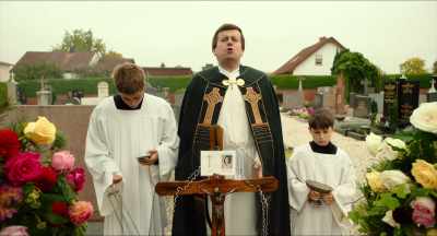 Dear congregation, we sing the song
"Dear God, Closer to You". - Guglhupfgeschwader