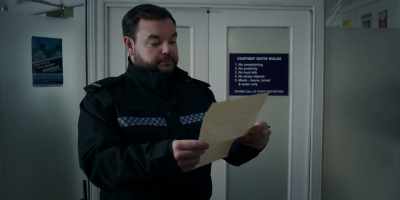 "Dear Mum, Alice and Paul, - The People We Hate at the Wedding