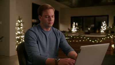 - Dear Winter,
if I'm honest with myself, - A Sprinkle of Christmas