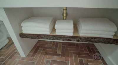 Debra: But if you're
here for a week or two, - Renovation Resort