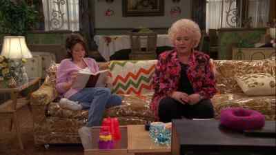Debra, you're reading and I'm sure
this is distracting for you. - Everybody Loves Raymond