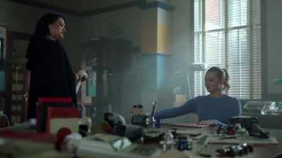 Decaf skim latte
and a fresh scone. - Riverdale