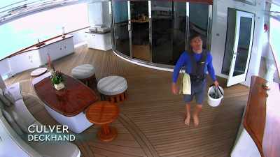 Deck crew, deck crew, if we can
get some jet-skis in the water. - Below Deck Down Under