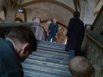 - Declare Labude a professor posthumously?
- Yes. Yes! - Fabian: Going to the Dogs