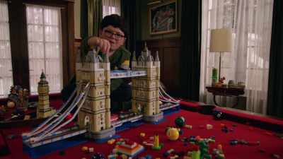 ♪ Decorations are all hung by the fire ♪ - Home Sweet Home Alone