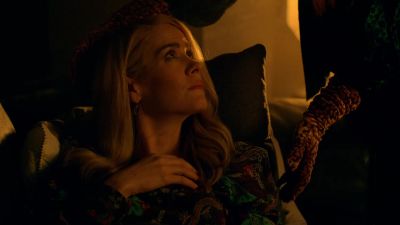 Delia, sit up if you can. - American Horror Story