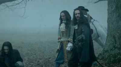 Deliver him to a doctor! - Versailles