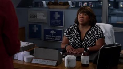 DeLuca, I need your help
explaining this to his wife. - Grey's Anatomy