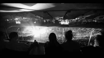 DENNIS:
And then it just grew bigger. - Billy Joel: The 100th - Live at Madison Square Garden