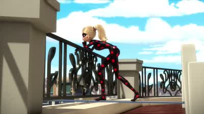 - Dépêche-toi, Tikki. - Miraculous: Tales of Ladybug & Cat Noir